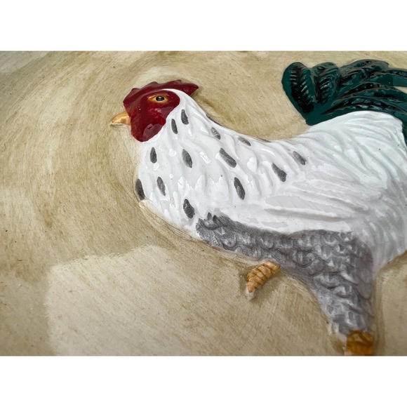 MWW Market Pair of Rooster Plates (" Chicken Red - Picture 2 of 8